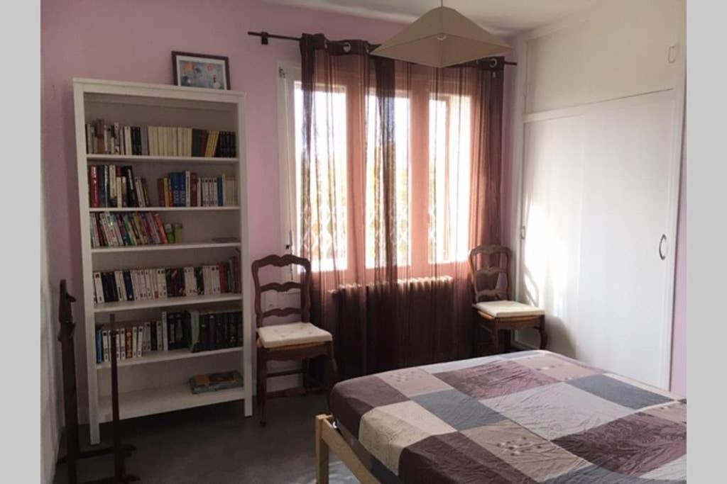 Maison Familiale A Nimes Bagian luar foto